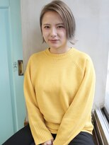 バース(BIRTH)&nbsp;天神【BIRTH】耳掛け外ハネミニボブ×スモーキーグレージュ