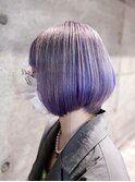 ペールラベンダー　ブルーバイオレット裾カラー×ショートボブ