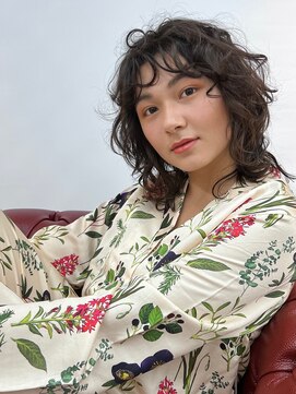 ステラ 久我店(stella) ソバージュ シースルーバング アッシュブラック/30代40代50代