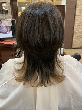 キャラ 池袋本店(CHARA) ウルフカット×ベージュインナーカラー【池袋/ウルフ/大村】