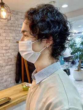 ベラ(Bella) メンズショートツイストスパイラル波巻きパーマ20代30代40代