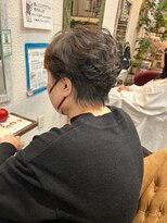 ココロカラ(Cocorokara)&nbsp;マダムヘア　エレガント　根本ふんわりパーマ