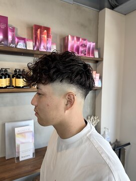 ヴースヘアデザイン(vou's hair design) メンズカット/パーマ/スキンフェード／バーバー/善行理容室