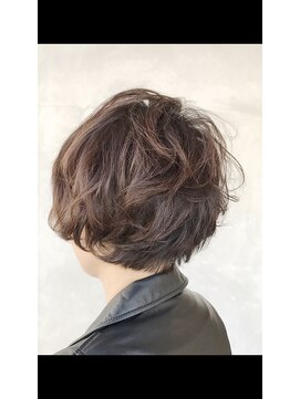 テン ディー(TEN D) 大人ショートスタイル