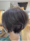 美しく決まる大人ショート