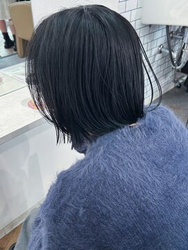 カシェル トウキョウ(Cashel Tokyo) 暗髪カラー ブルーブラック ブリーチなし 明るいベース必須