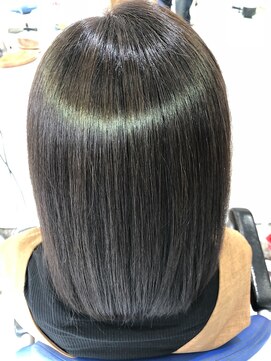 プラウド 秋カラー☆カーキーアッシュのツヤ髪ヘア