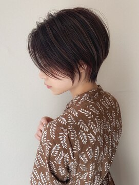 アヴァロン(AVALON) 【絶壁解消】立体感くびれショート×ハイライトカラー