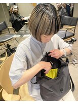 ビビト(bibito) bibito ハイライトボブ インナーカラーブラック ブリーチボブ