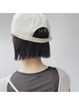 ルッソリベラ 池袋(Lusso libera) ぱつっと切りっぱなしボブ/カジュアル/池袋/30代40代50代