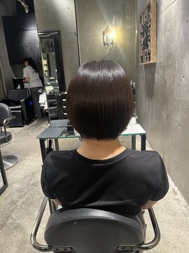 エノア 青山(ENORE) ツヤツヤショートのウル艶縮毛矯正