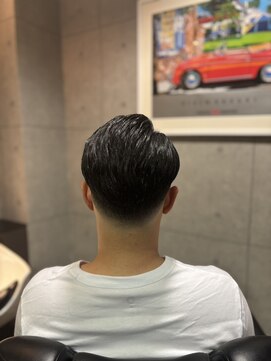 グロウヘアワークス(grow hair works) ツーブロック×スキンフェード