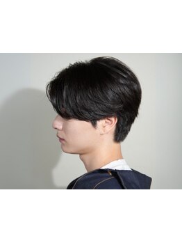 お客様の悩みに寄り添い、似合う髪型をご提案！日々のお悩みも気軽にご相談下さい！[men's salon/学割U24]