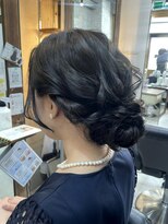 ラストーリア(La storia) 1番人気！ふわふわシニヨンスタイル