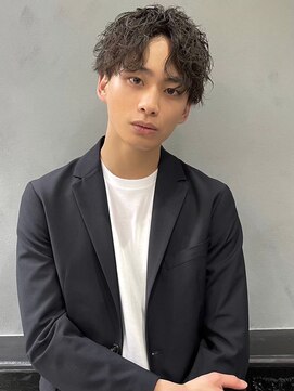 ハック 梅田(hack.) センターパート×ツイストスパイラルパーマ