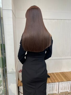 ロウ 町田(ROW) 働く大人女性の為のカット×カラー【ROW町田】