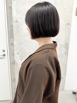 モリオ(morio) ストレート ワンレン ミニボブ