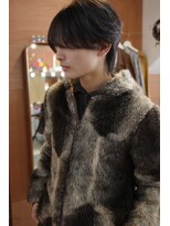 エディ(Edy)&nbsp;センターパートニュアンスパーマカルマヘア韓国ヘア眉毛カット