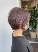 艶髪に見えるカラーで作るバッサリショートヘア