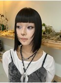 ワイドバング×顔周りレイヤー