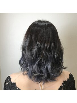 キャラ シャローネ 池袋(Chara Chalone) グラデーション☆ブルーアッシュ【キャラシャローネ池袋】