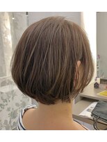 パシフィックダズールバトン(Pacific Dazzle baton)&nbsp;シンプルボブ【リアルサロンスタイル】