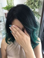 マクロヘアー(macro hair) 緑のグラデーションカラー