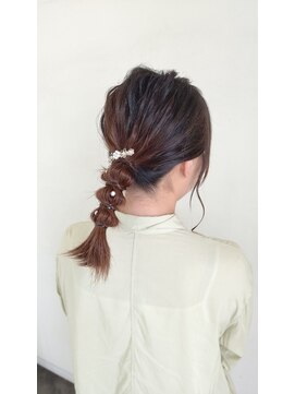ルクス(Lx) お団子ヘアセット