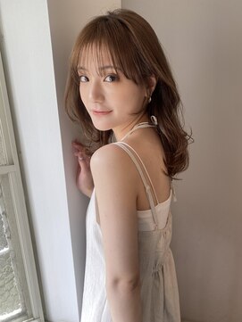 ガーランド (Garland) 大人かわいいふんわりミディアムレイヤー/小顔シースルー前髪