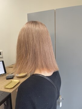 ティム(tim) ミルクティーベージュ