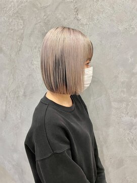 ラヴィズム 名駅店(LUVISM) 10代20代30代ミルクティーベージュダブルカラーブリーチ名古屋