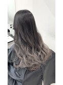 【ALIVE 夕貴】モテるホワイトシルバーグラデーションカラー