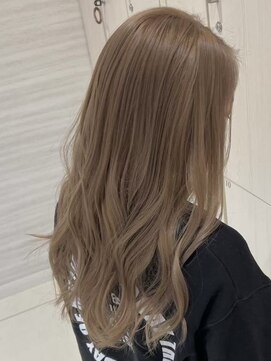 グランデュール 東静岡池田店(GRANDEUR) ミルクティーベージュダブルカラーケアブリーチインナーカラー