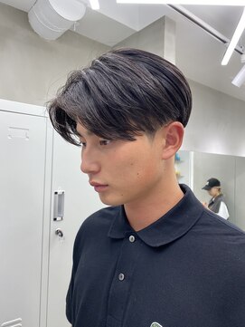 フィフス 栄(fifth) ニュアンスパーマセンターパートコンマヘアツーブロック