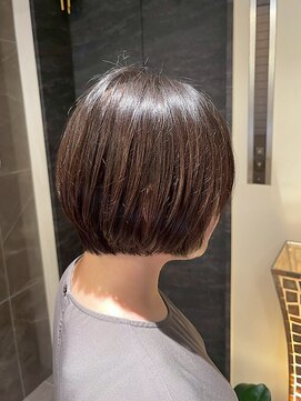 ヘアリゾート粋 トゥジュ 池袋東口店(tujuh) ショート/ボブ/ストレート/レイヤーカット/ブラウン