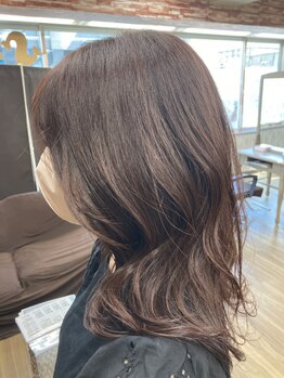 【八王子駅徒歩3分】話題の髪質改善トリートメントで、髪の芯から輝く髪に！大人女性の為のサロン。