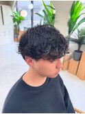 ツイストスパイラルパーマ波巻きスパイラル刈り上げマッシュ