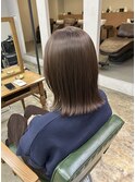 ミルクティーベージュ