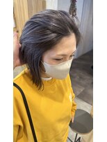 ハイク(HYKE)&nbsp;派手にならない　陰影で魅せる大人ハイライトカラー