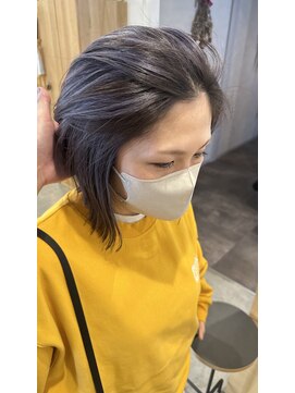 ハイク(HYKE) 派手にならない 陰影で魅せる大人ハイライトカラー