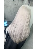 アールイーバイインク 渋谷(Re. by INK.) ホワイトカラー