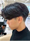 メンズセンターパートウルフセンターパートニュアンスパーマ襟足