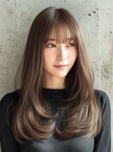 柔らかい質感ならこれ！ブリーチなしダブルカラーで作る、思わず触れたくなる「まろやかベージュ」