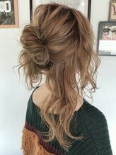 ルーナ ヘアラウンジ(Luuna hair lounge)