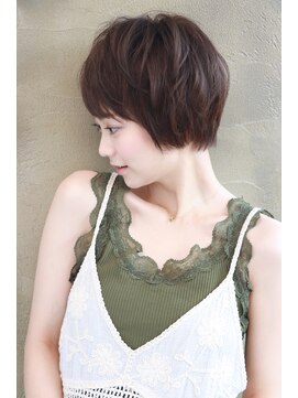 ネオリーブクレア 綱島店(Neolive Krea) 前上がりマッシュショート☆360°美人