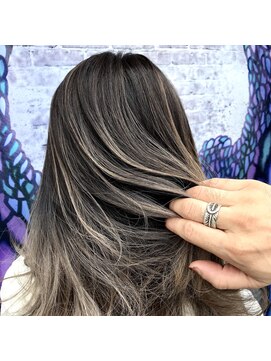 ブルーバイブレーション BlueVibration ベージュバレイヤージュ