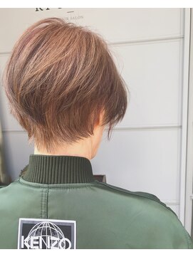 クルミ(kurumi) 何歳でも可愛いショートとボブのあいだ