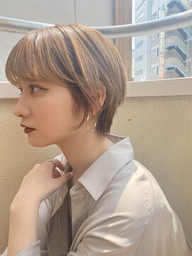 フラミューム 藤枝(flammeum) 小顔ブロンドマッシュショート
