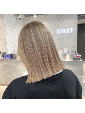 エイトデイズ 三宮駅前店(EIGHT days) ミルクティーベージュ♪