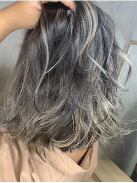 リファイン バイ アフィナー 本厚木店(Refine by Afinar) ハイライトコントラスト強め【本厚木】